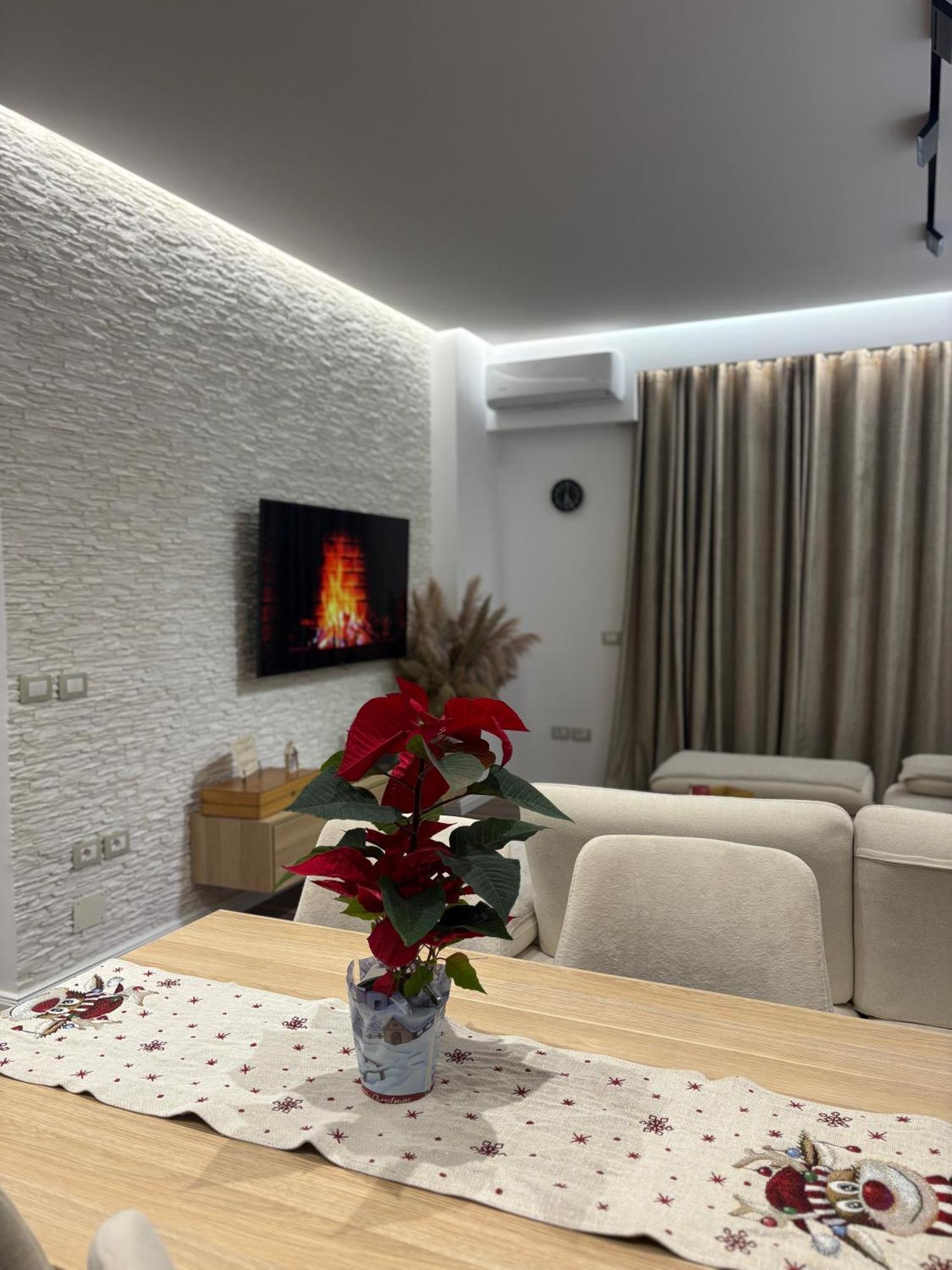 Alajs Apartament Vlorë エクステリア 写真